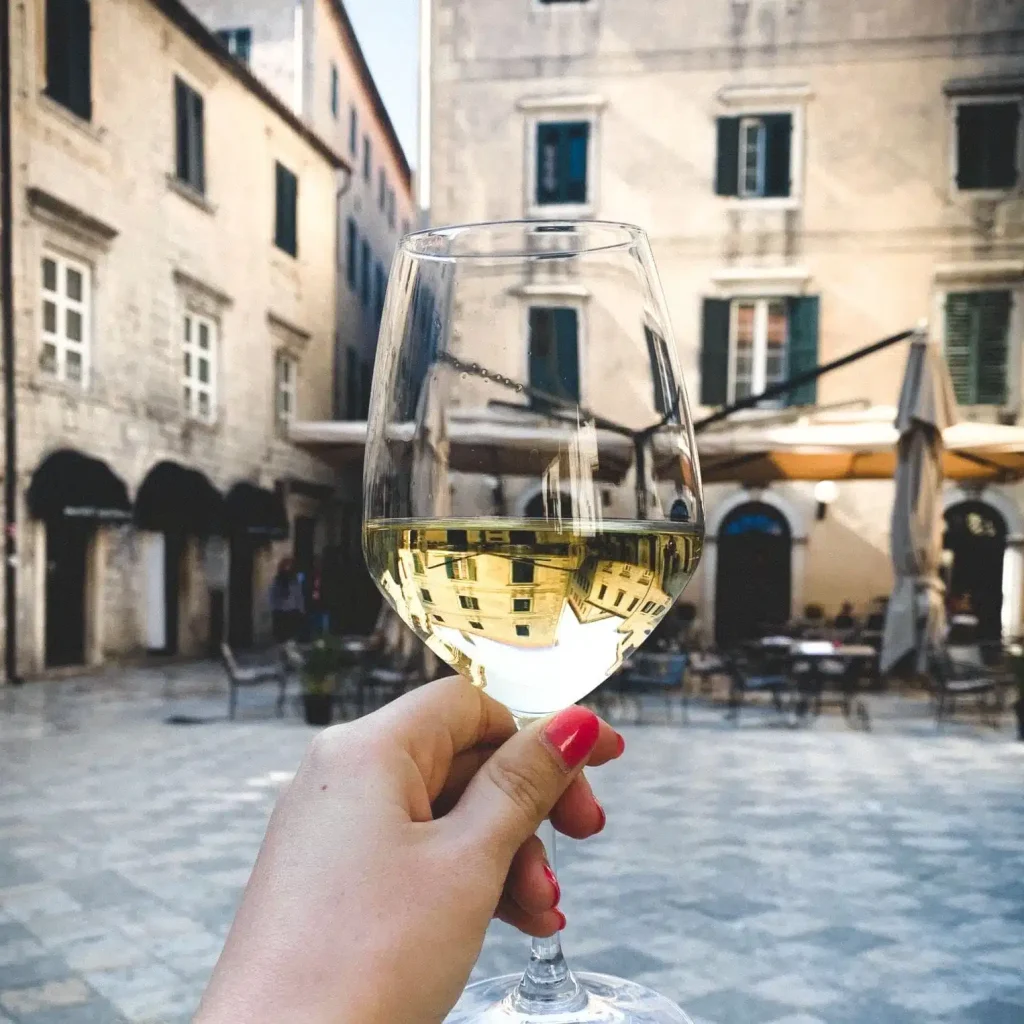Kotor Walking Tour with Food and Wine tasting