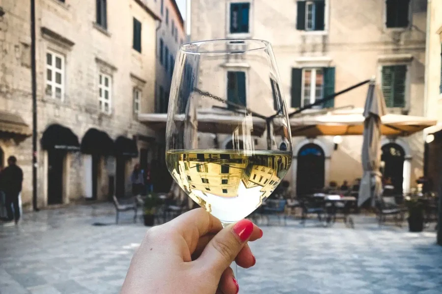 Kotor Walking Tour with Food and Wine tasting